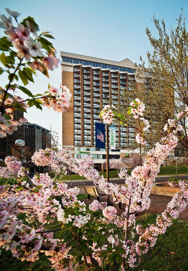 Holiday Inn Rosslyn At Key Bridge Arlington Exterior foto